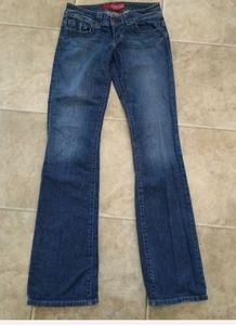 Women's 27/33 Guess jeans